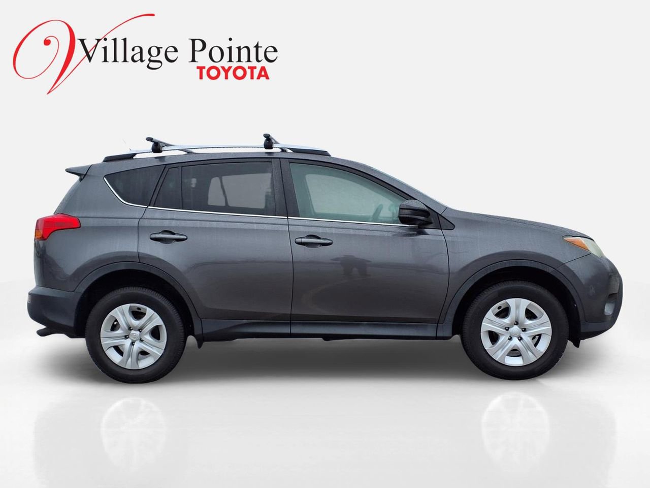 Used 2015 Toyota RAV4 LE image 8