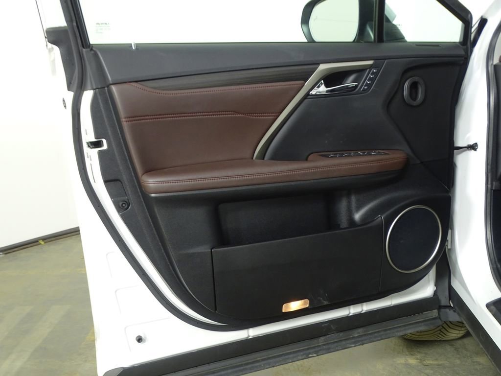 Used 2016 Lexus RX 450h AWD image 16