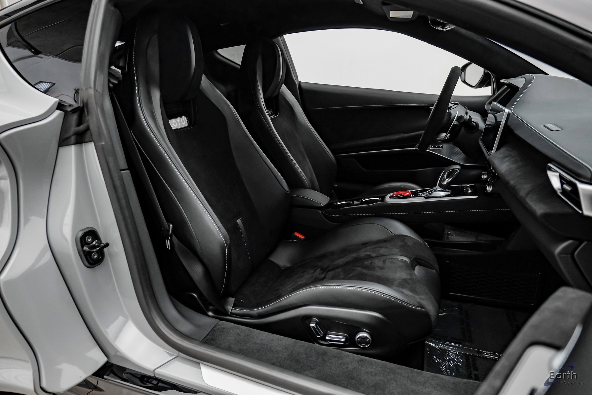 Used 2024 Lotus Emira First Edition image 52