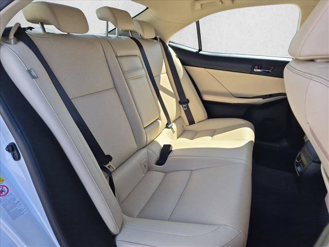 Used 2016 Lexus IS 200t RWD image 20