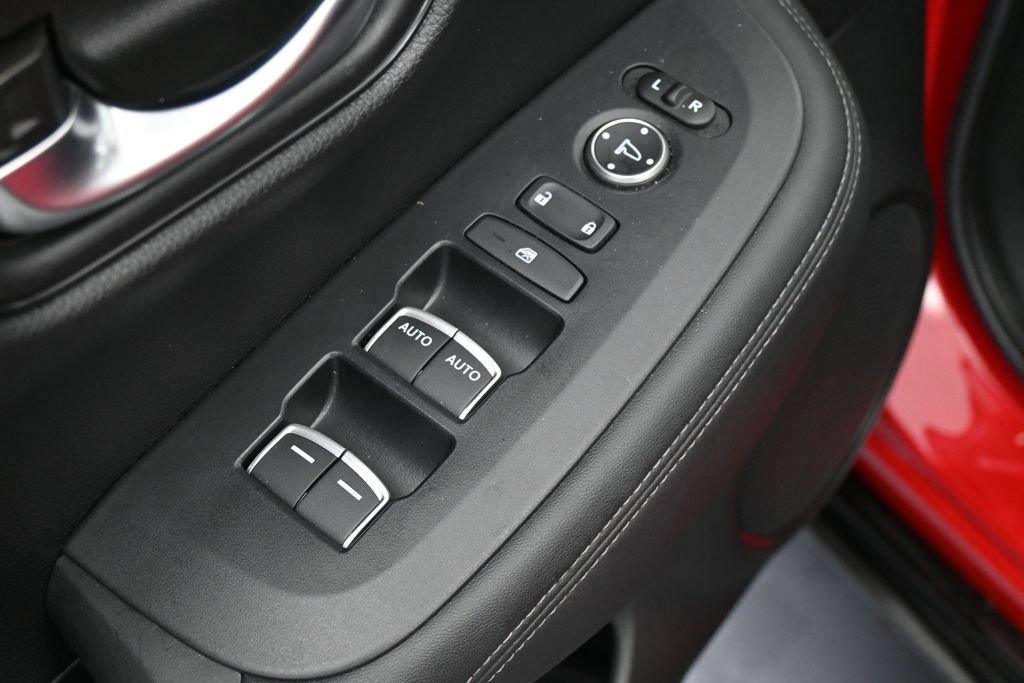 Used 2024 Honda HR-V EX-L image 13