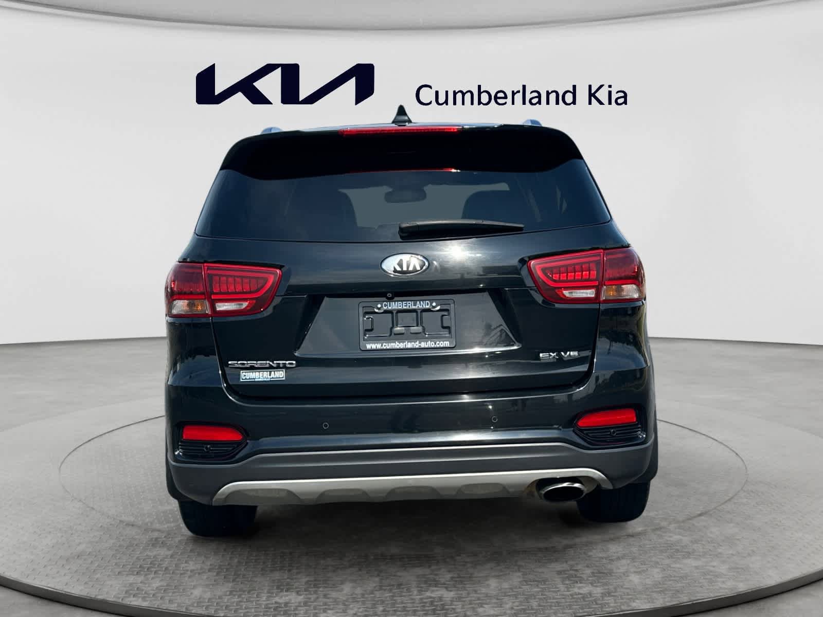 Used 2019 Kia Sorento EX w/ EX Touring Package FWD image 4