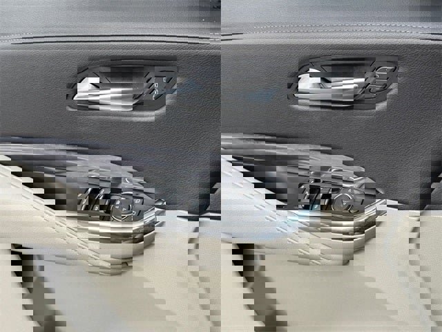 Used 2019 Cadillac XT4 Luxury image 16