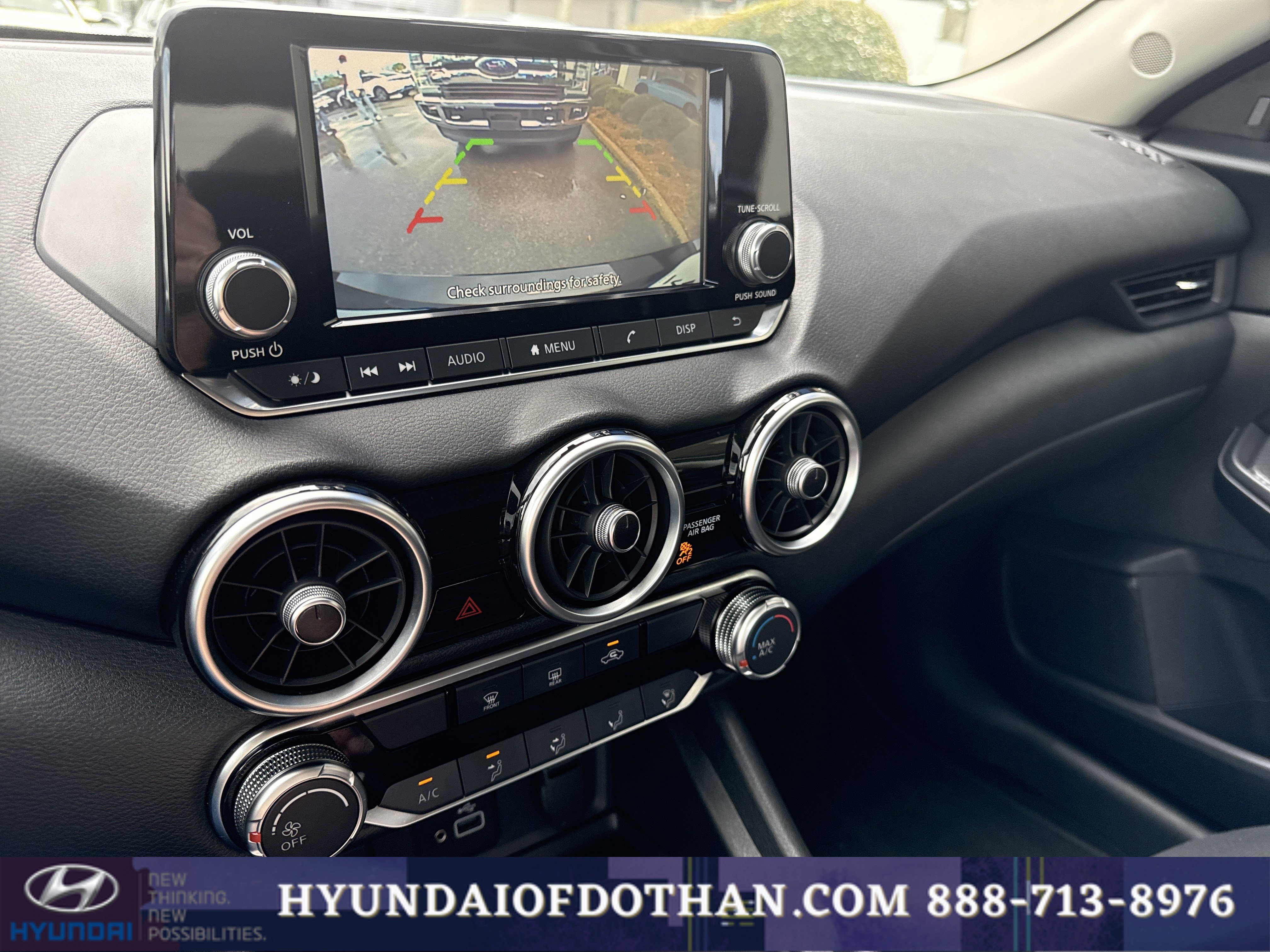 Used 2024 Nissan Sentra S image 8