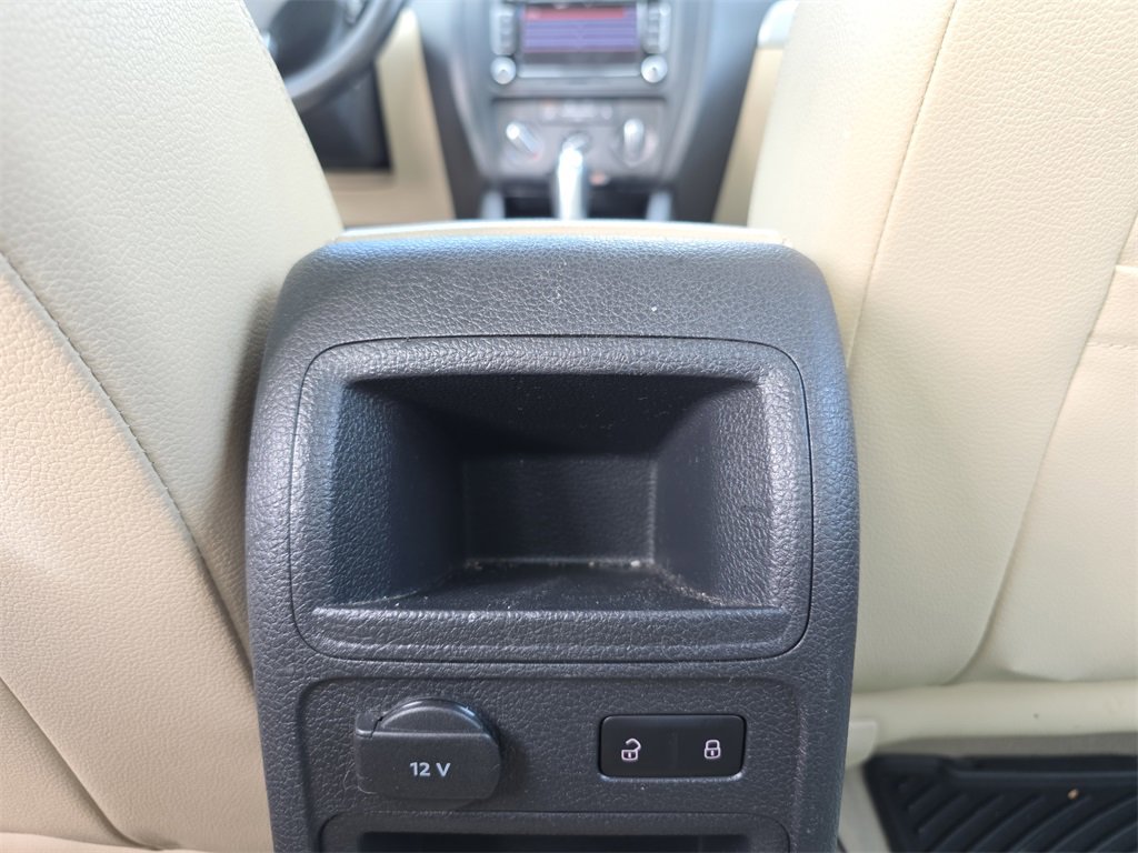 Used 2014 Volkswagen Jetta SE image 14