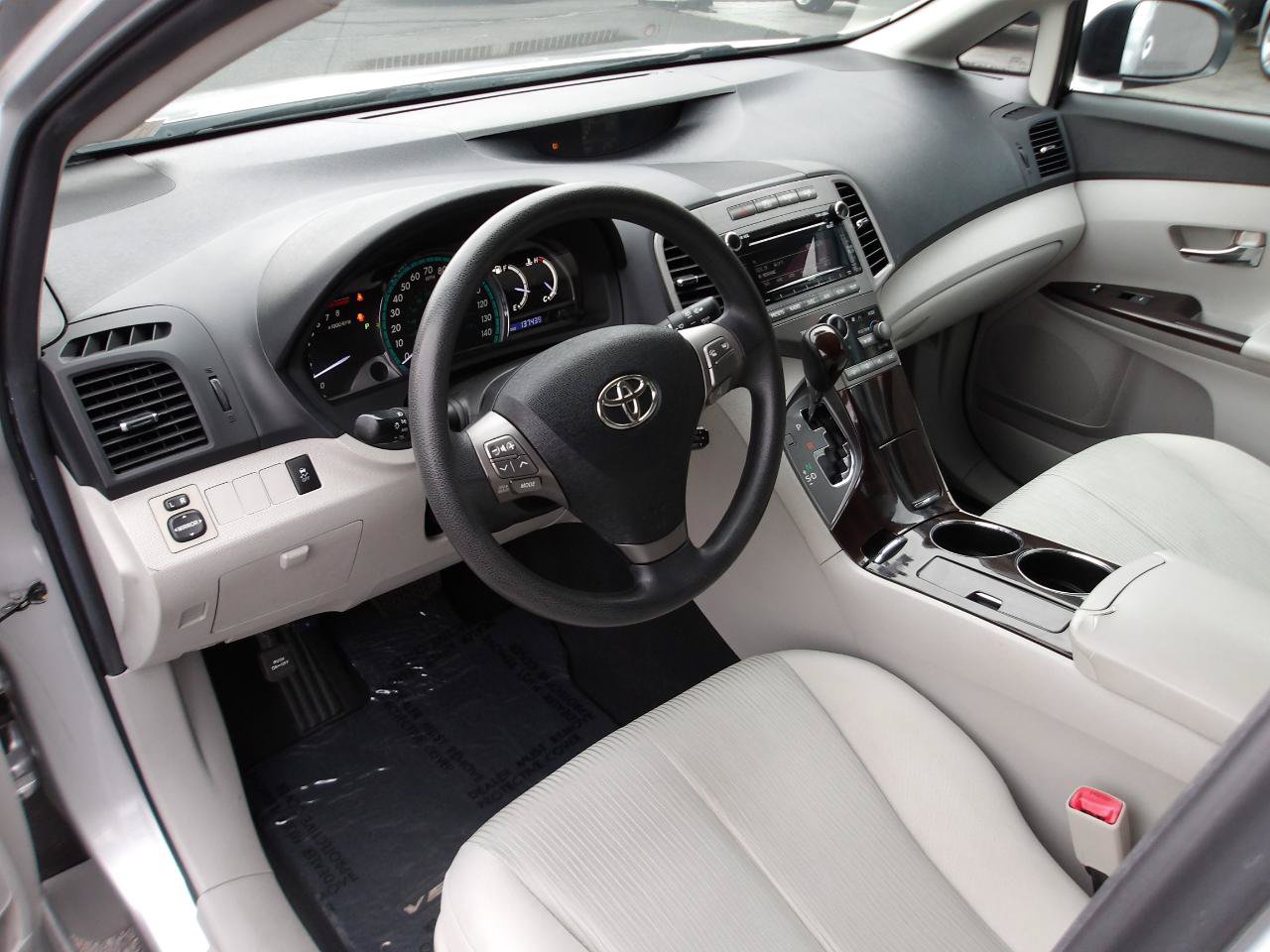 Used 2011 Toyota Venza FWD image 9