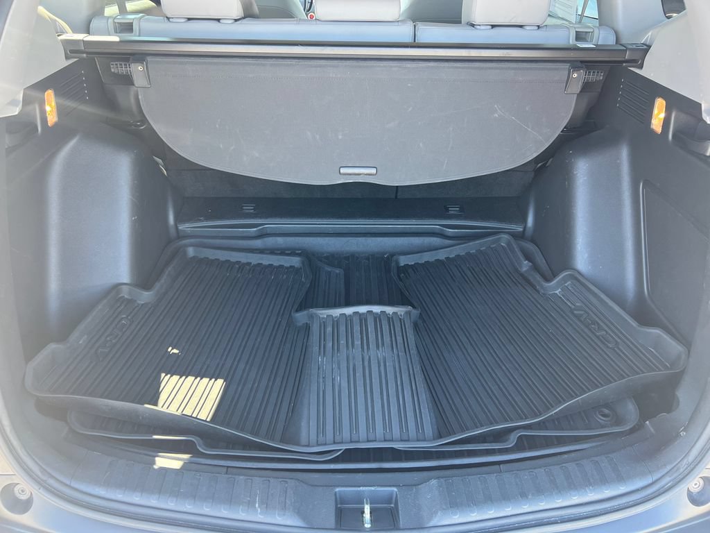 Used 2017 Honda CR-V Touring image 17