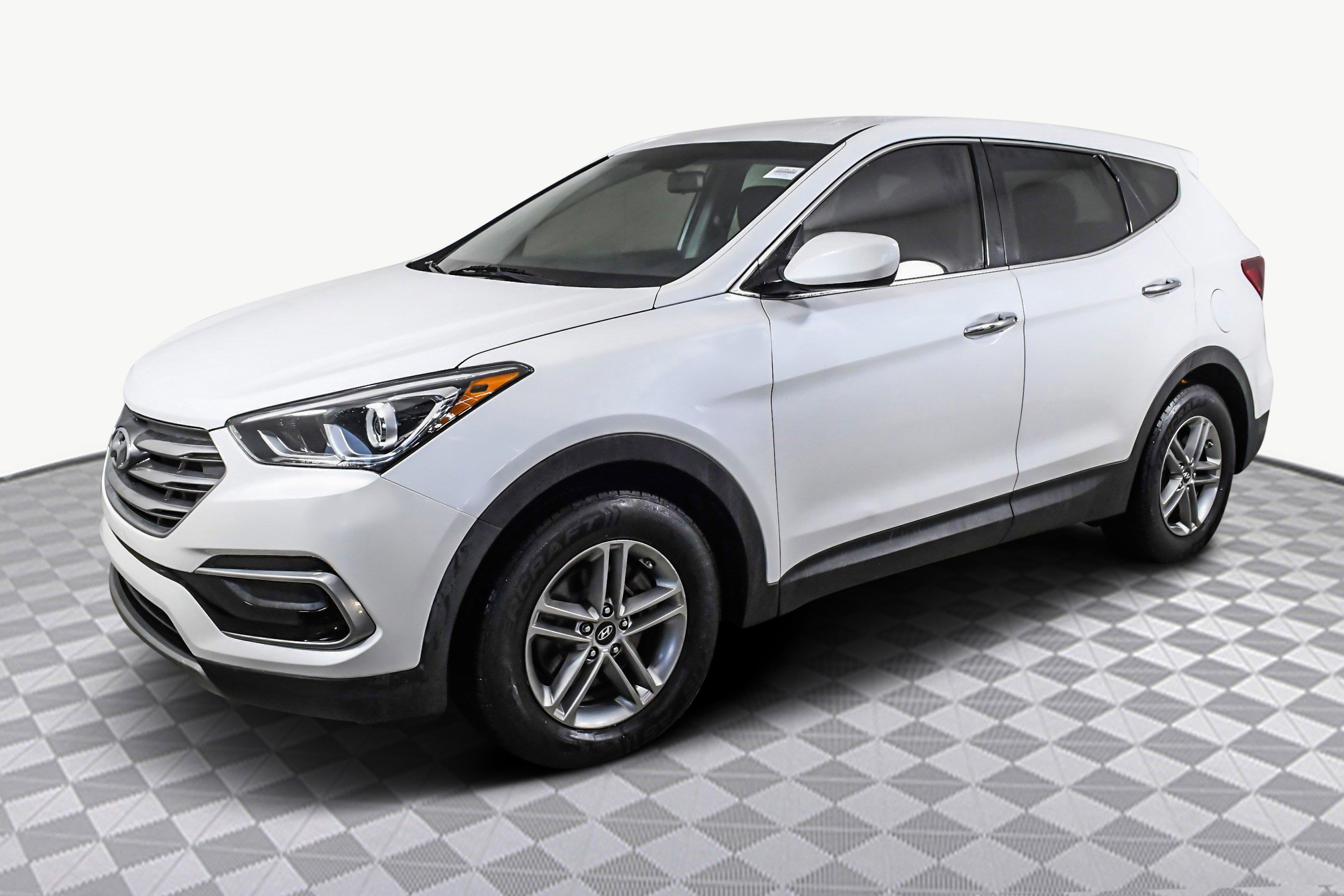 Used 2017 Hyundai Santa Fe Sport image 4