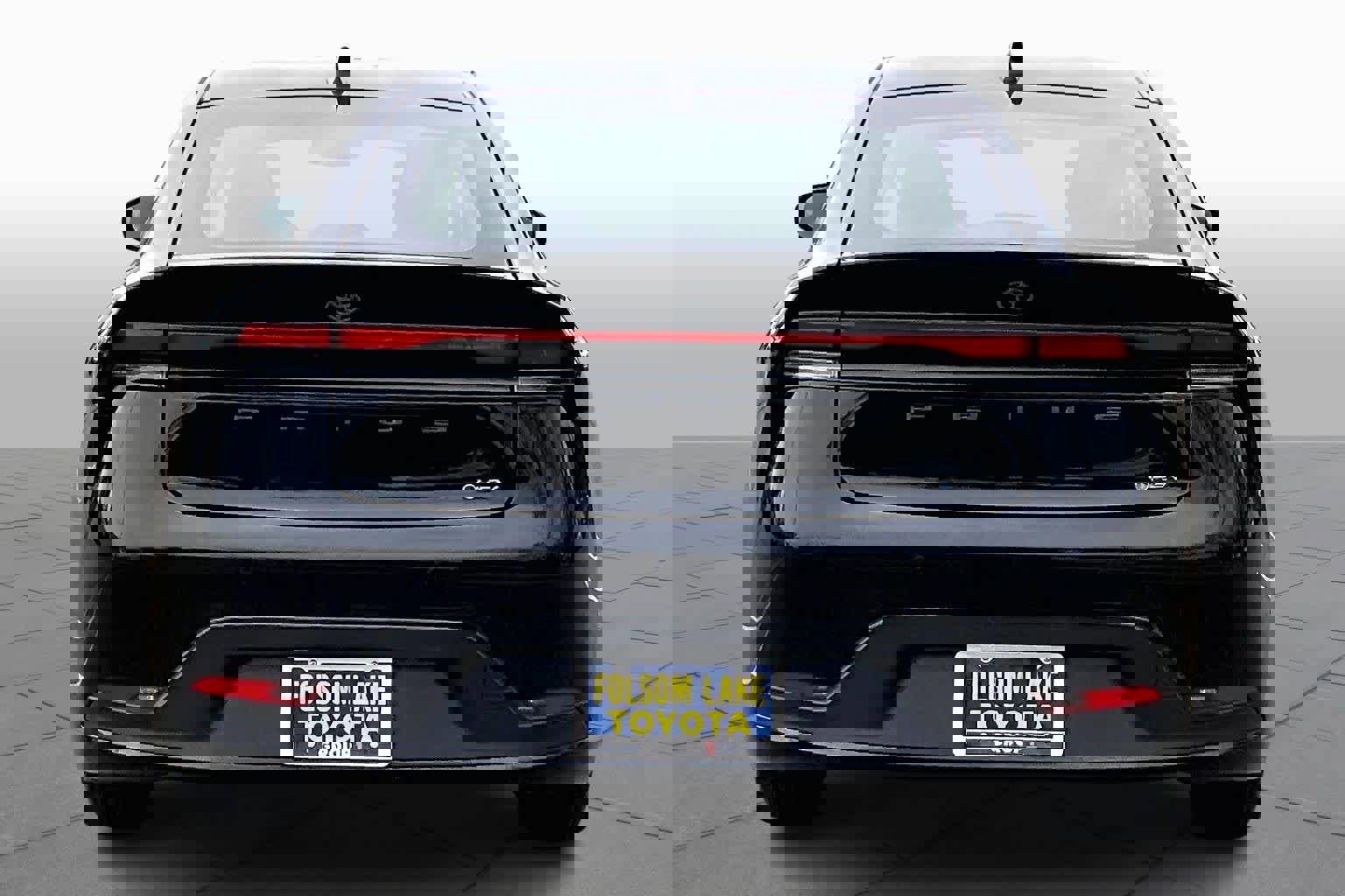 Used 2024 Toyota Prius LE image 4