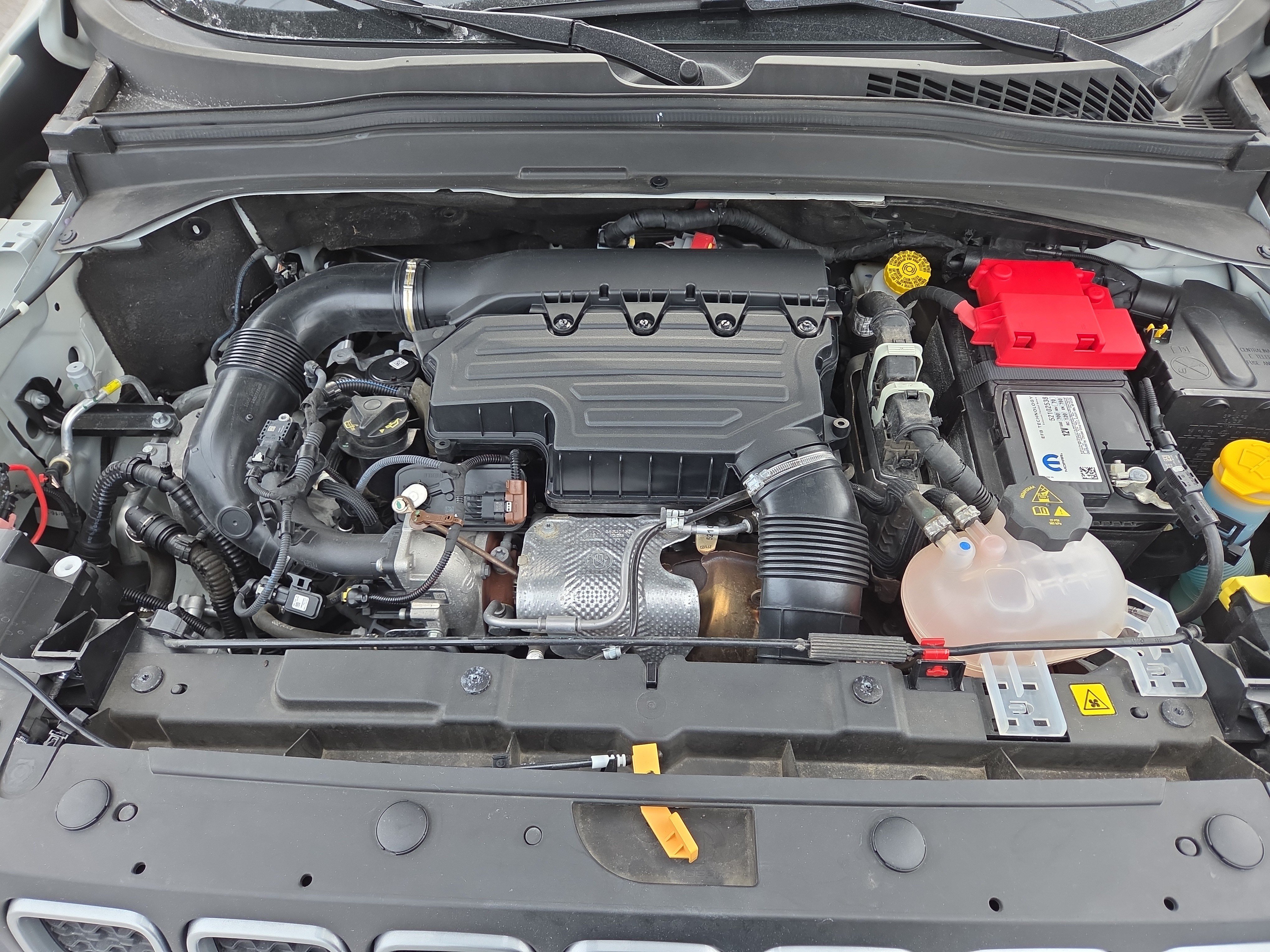 Certified 2023 Jeep Renegade Latitude AWD/4WD image 33