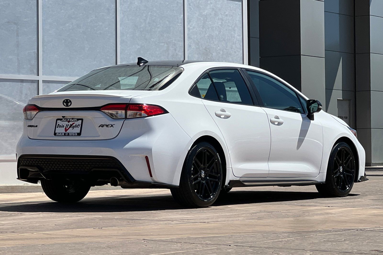 Certified 2022 Toyota Corolla SE image 4