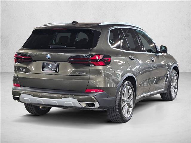 Certified 2024 BMW X5 xDrive40i w/ Parking Assistance Package AWD/4WD image 5