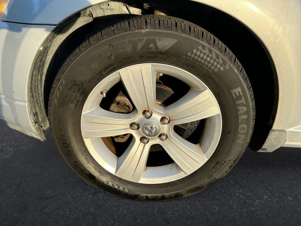 Used 2011 Dodge Caliber Mainstreet FWD image 10