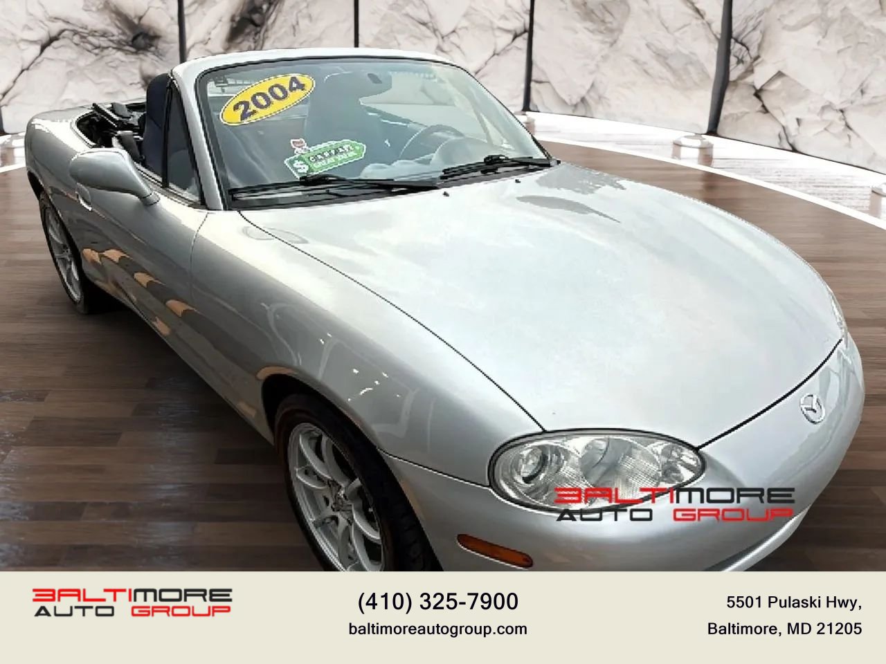 Used 2004 MAZDA MX-5 Miata w/ Cloth Azure Blue Pkg RWD image 17