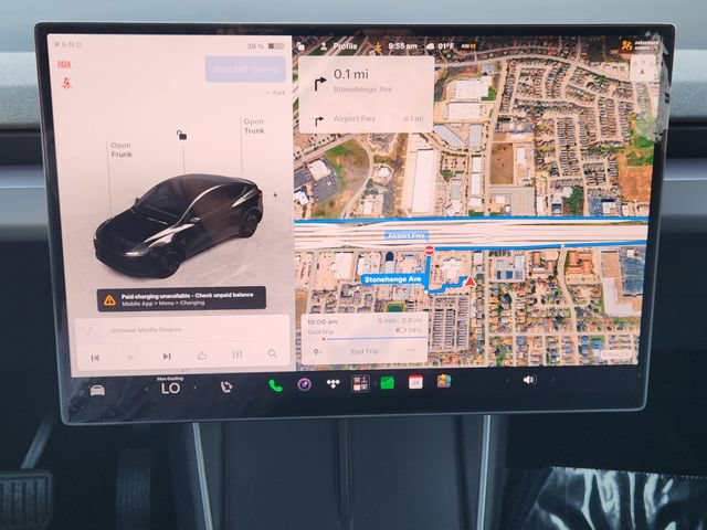Used 2026 Tesla Model Y AWD image 5