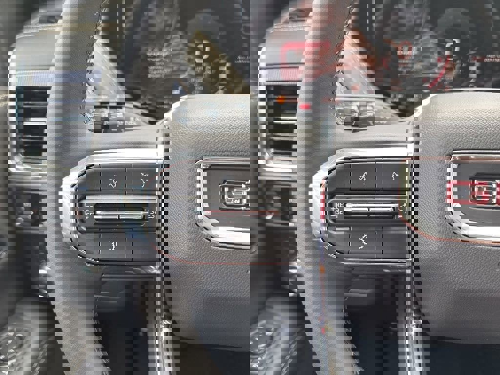 New 2026 GMC Yukon XL Elevation w/ LPO, Floor Liner Package image 27