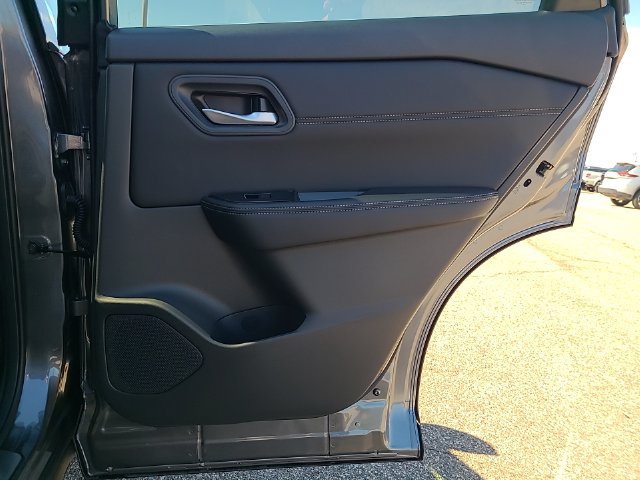 New 2026 Nissan Rogue Dark Armor AWD/4WD image 27