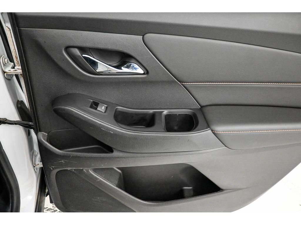 Used 2019 Chevrolet Traverse LS AWD/4WD image 21
