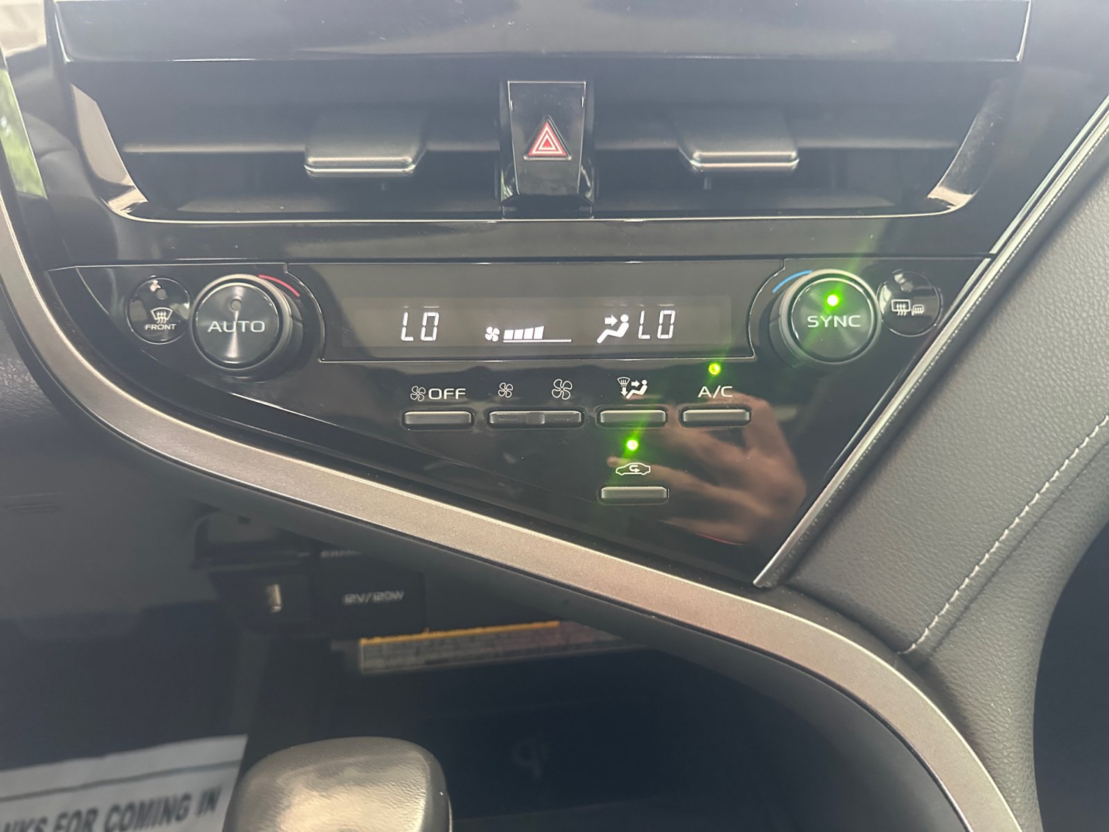 Used 2021 Toyota Camry XSE FWD image 21