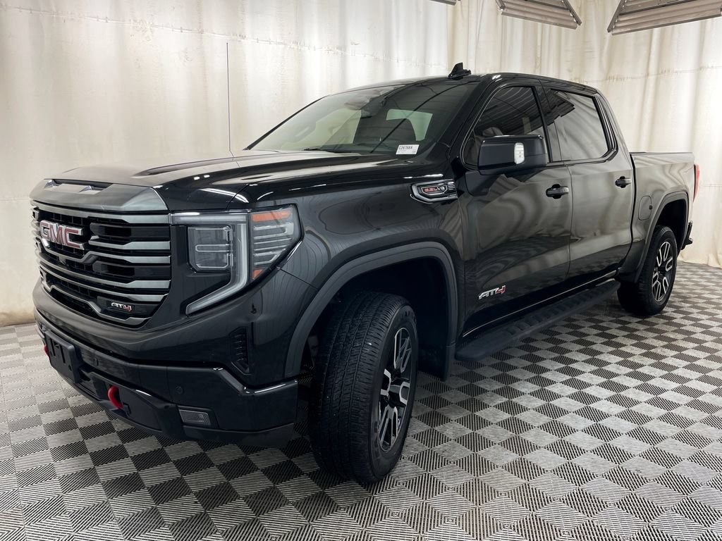 Used 2022 GMC Sierra 1500 AT4 w/ AT4 Premium Package AWD/4WD image 21