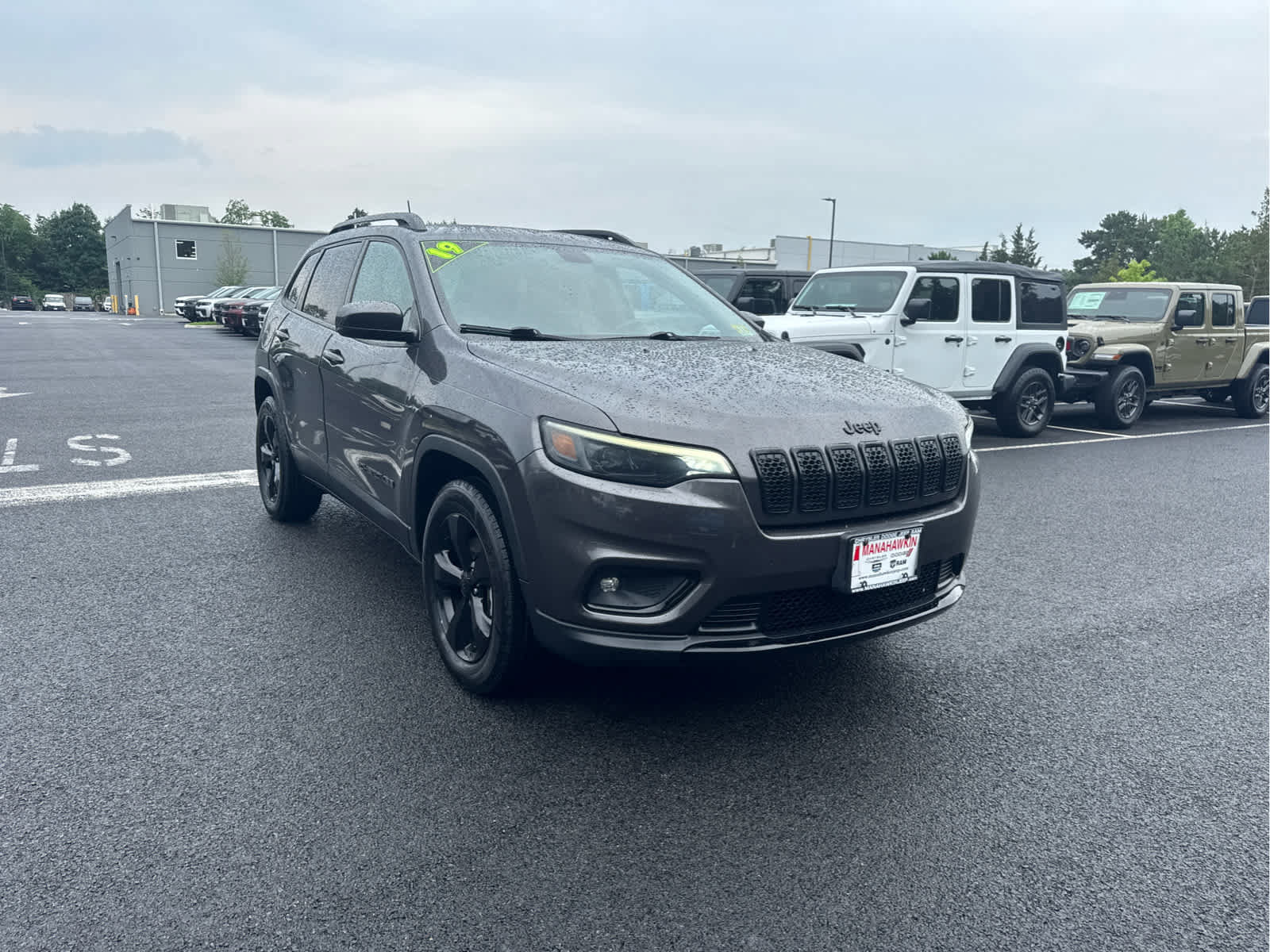 Certified 2019 Jeep Cherokee Latitude Plus AWD/4WD image 3