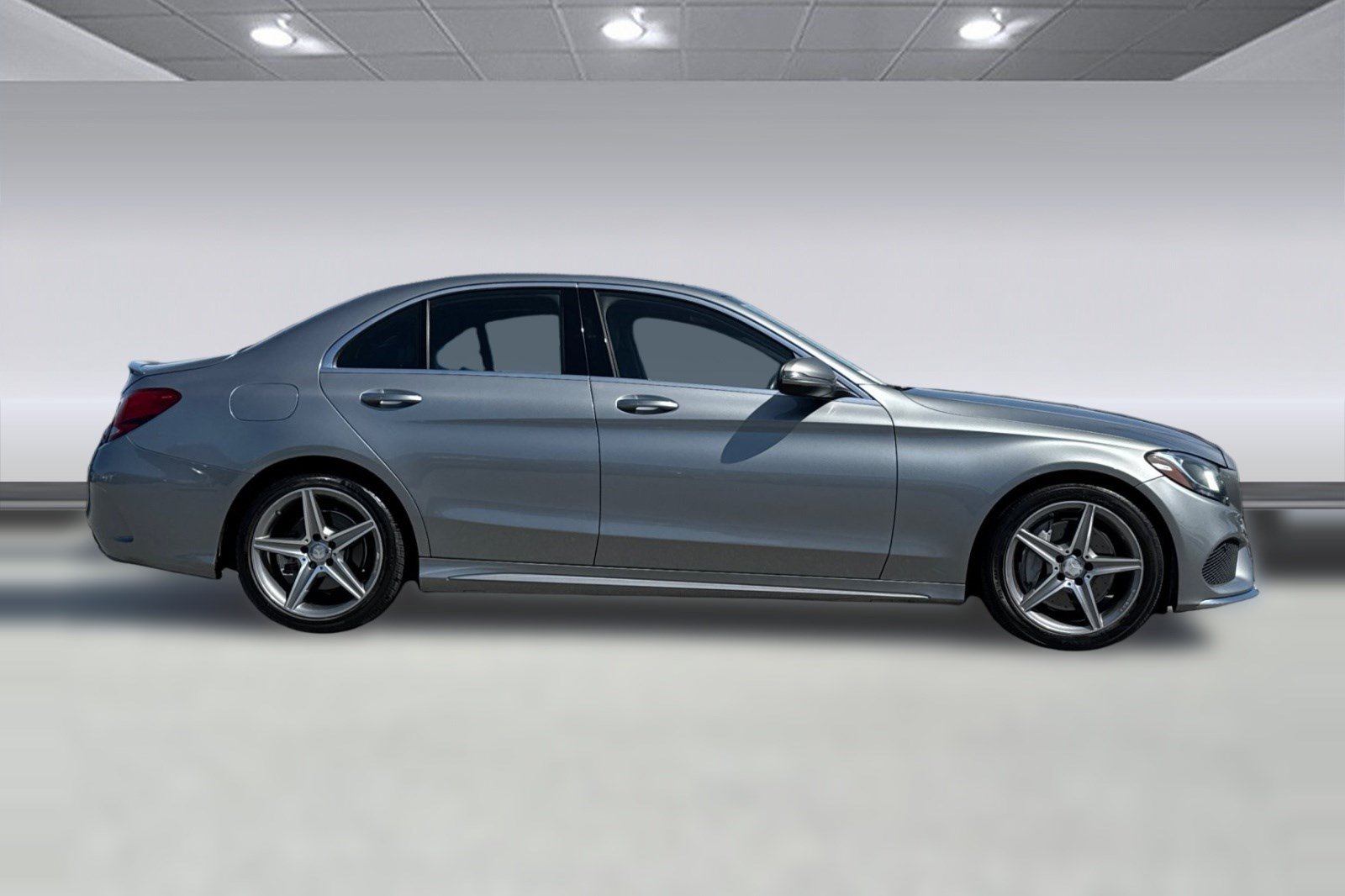 Used 2016 Mercedes-Benz C 300 Sedan image 8
