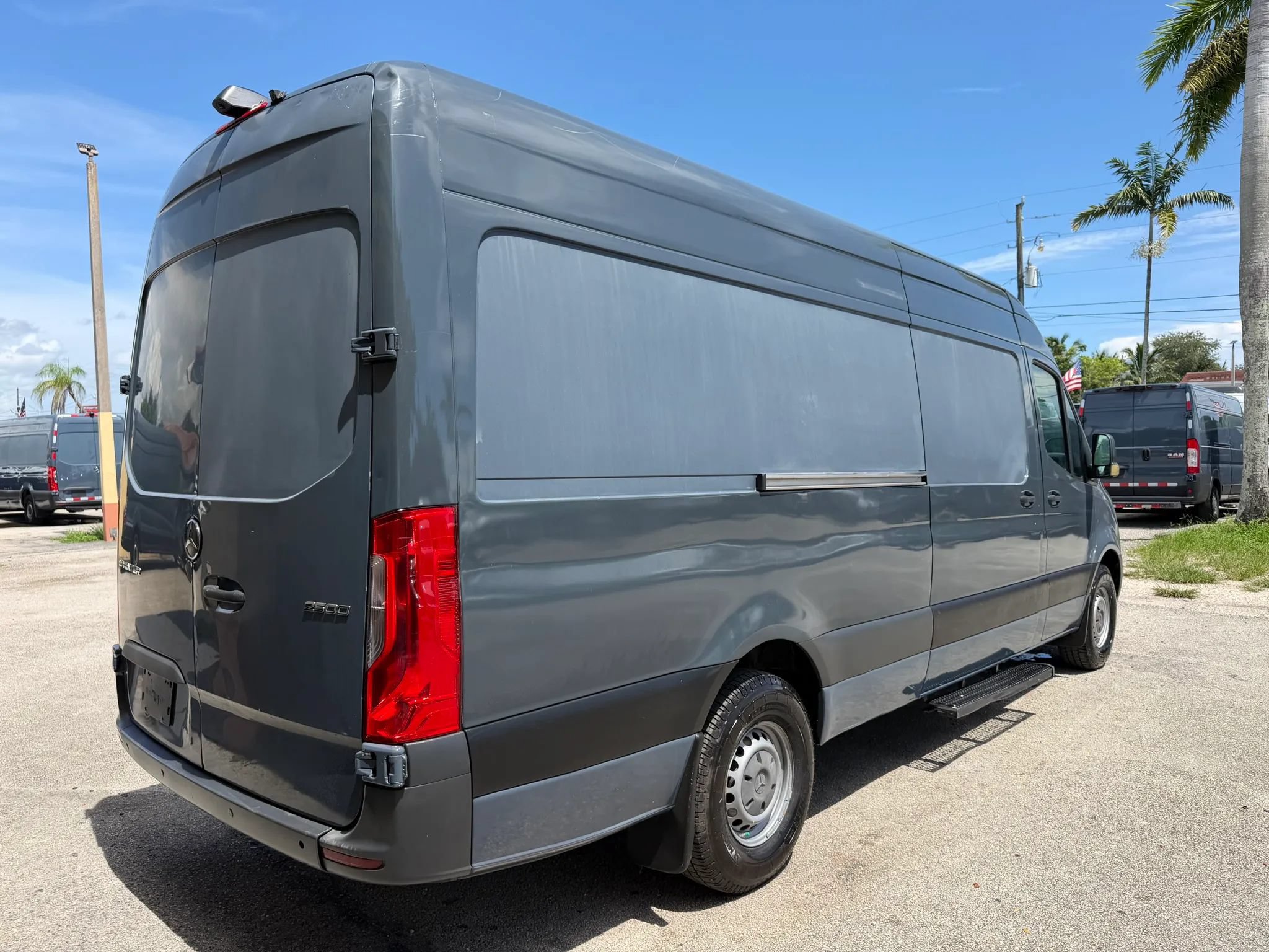 Used 2019 Mercedes-Benz Sprinter 170 image 6