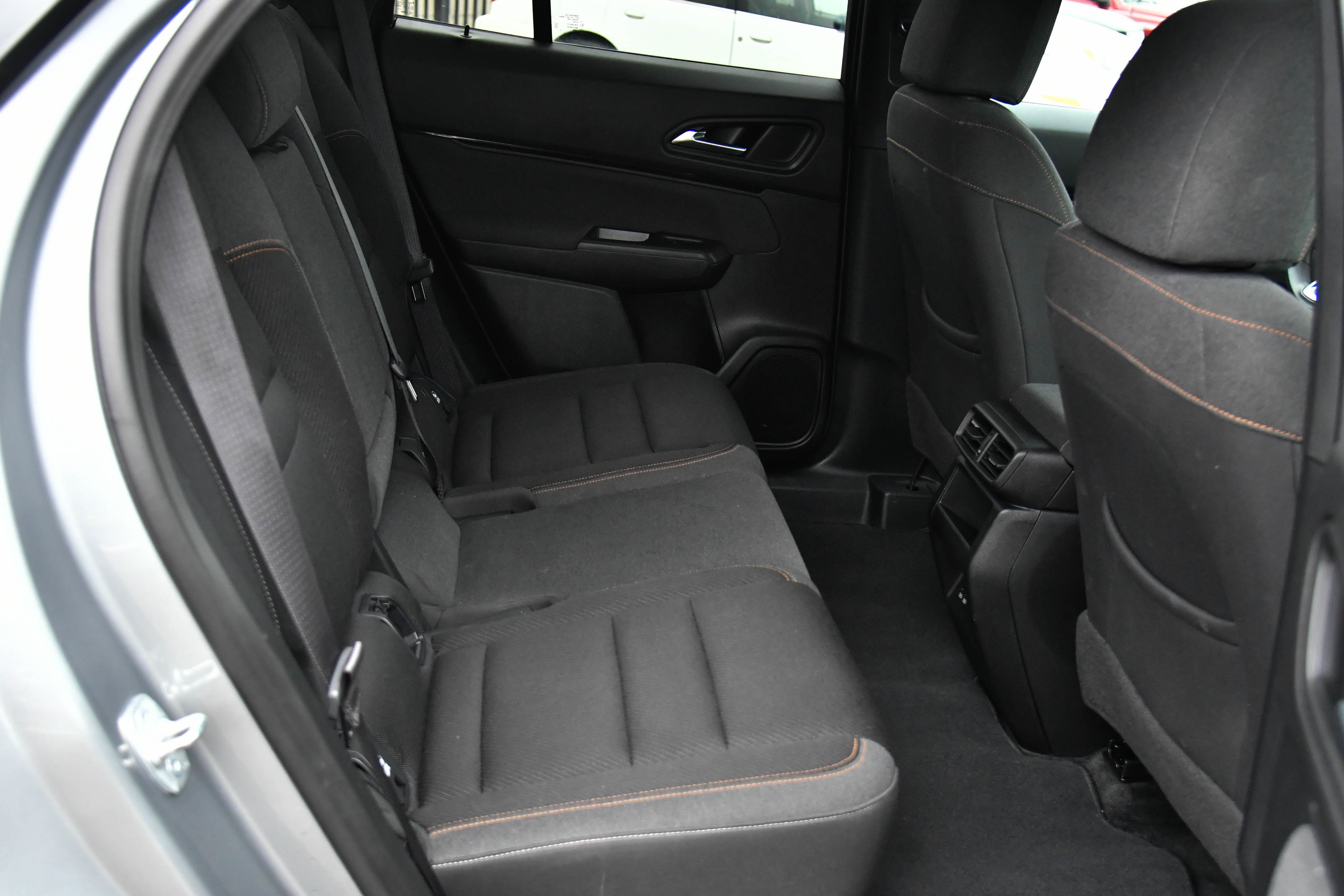 Used 2024 Honda Prologue EX image 43