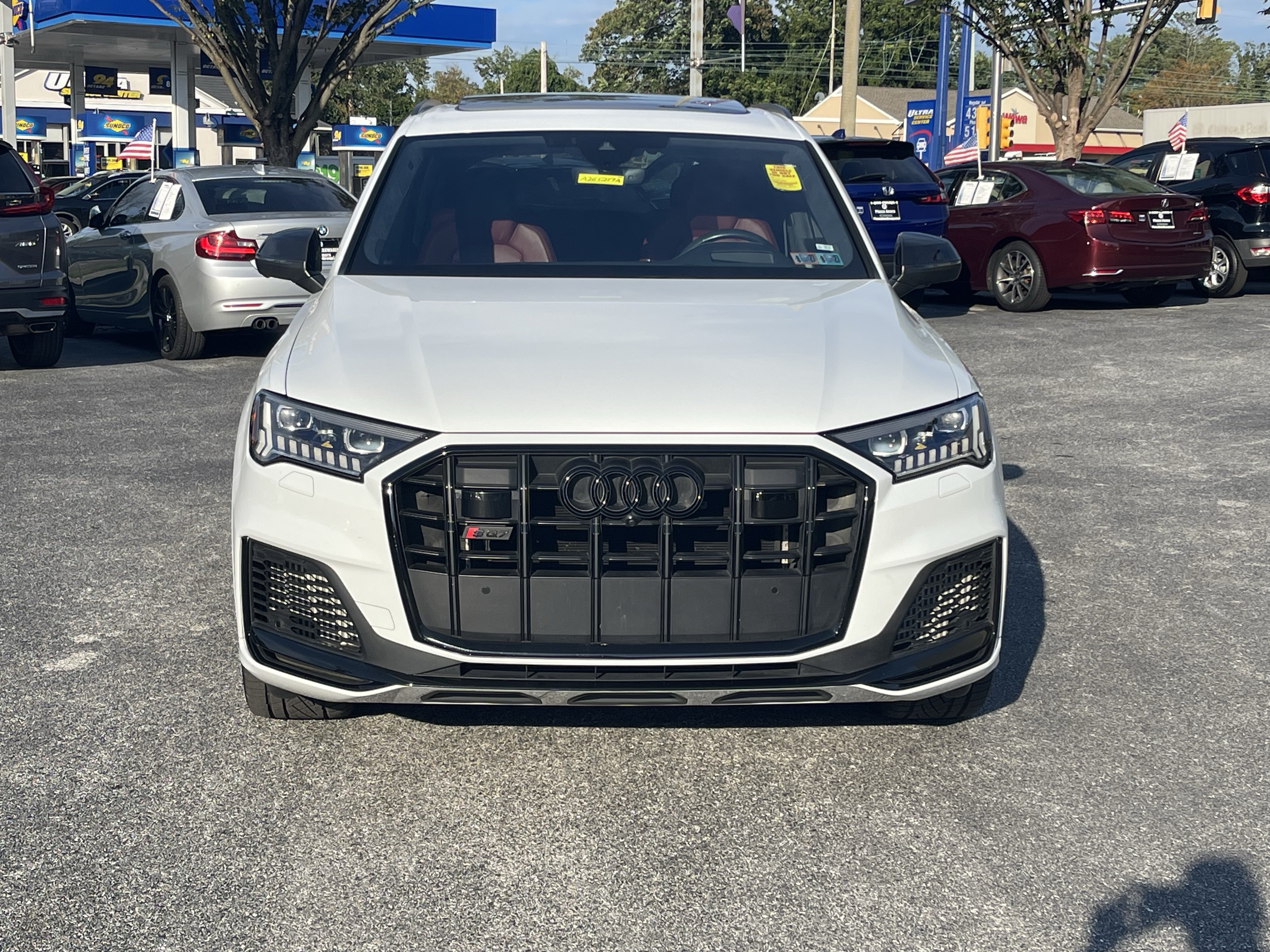 Used 2023 Audi SQ7 Prestige w/ Prestige Package AWD/4WD image 3