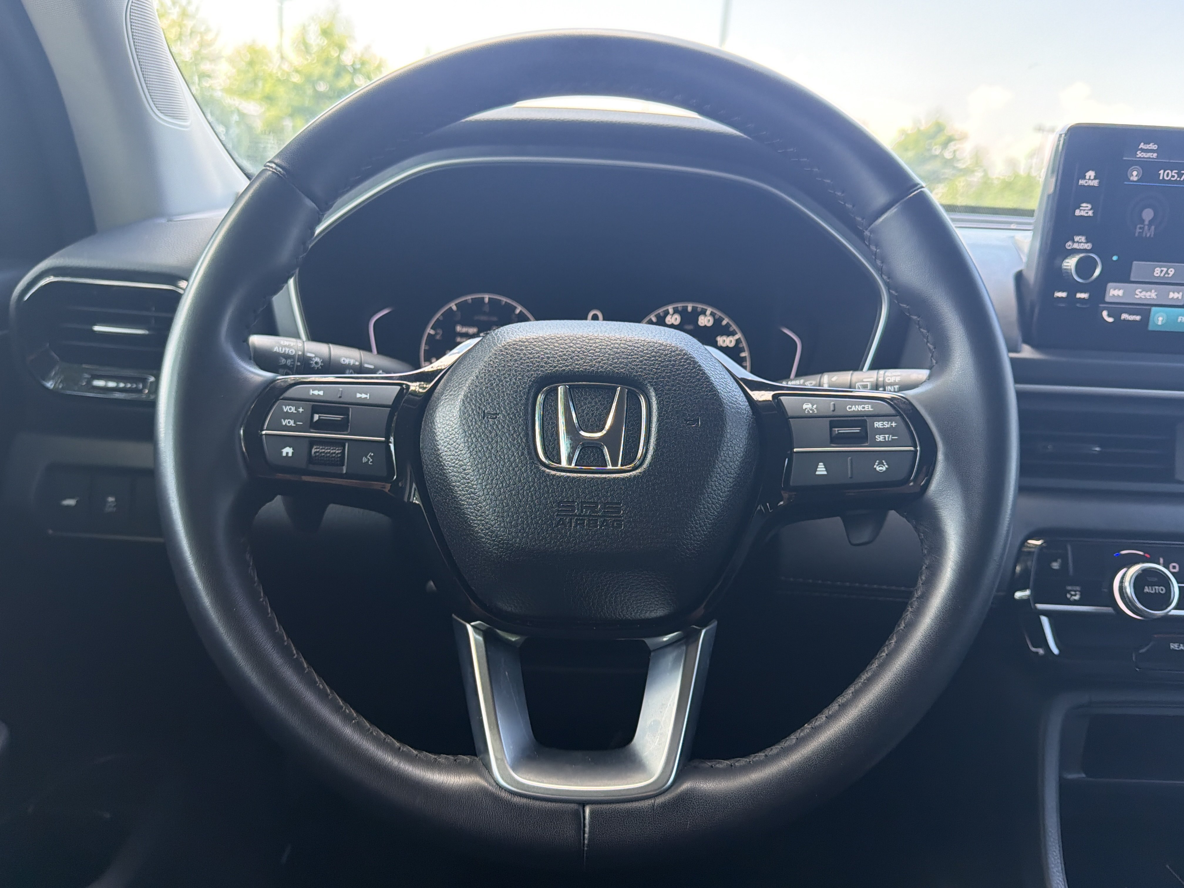 Certified 2025 Honda Pilot EX-L image 17