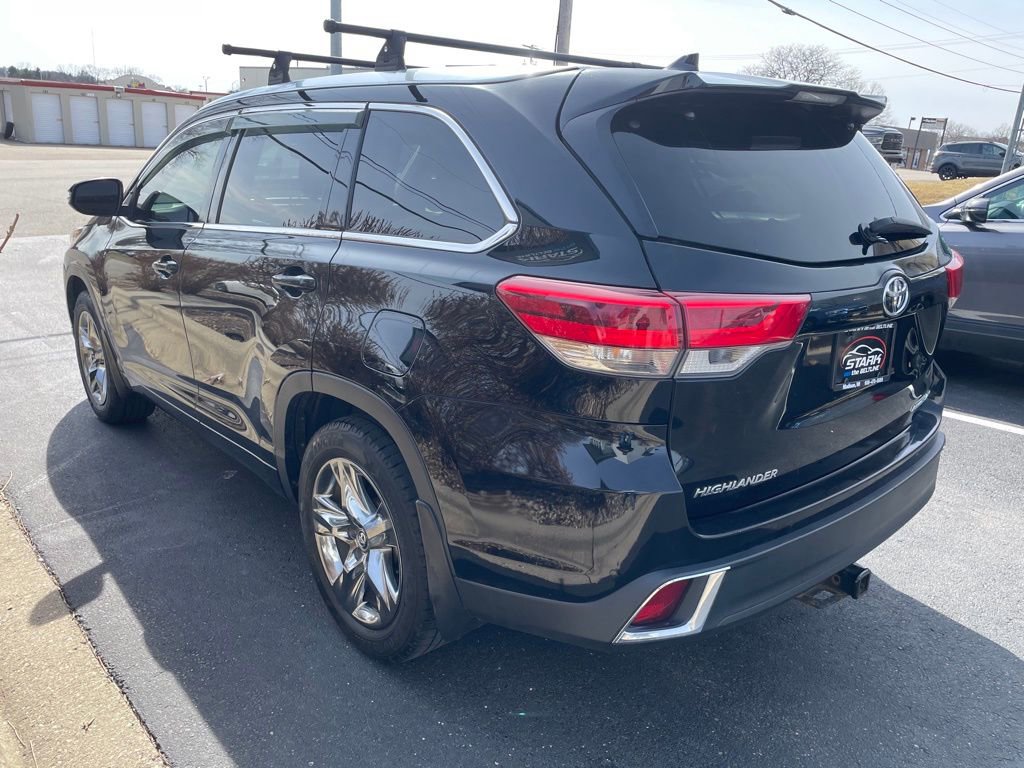 Used 2017 Toyota Highlander Limited Platinum AWD/4WD image 5