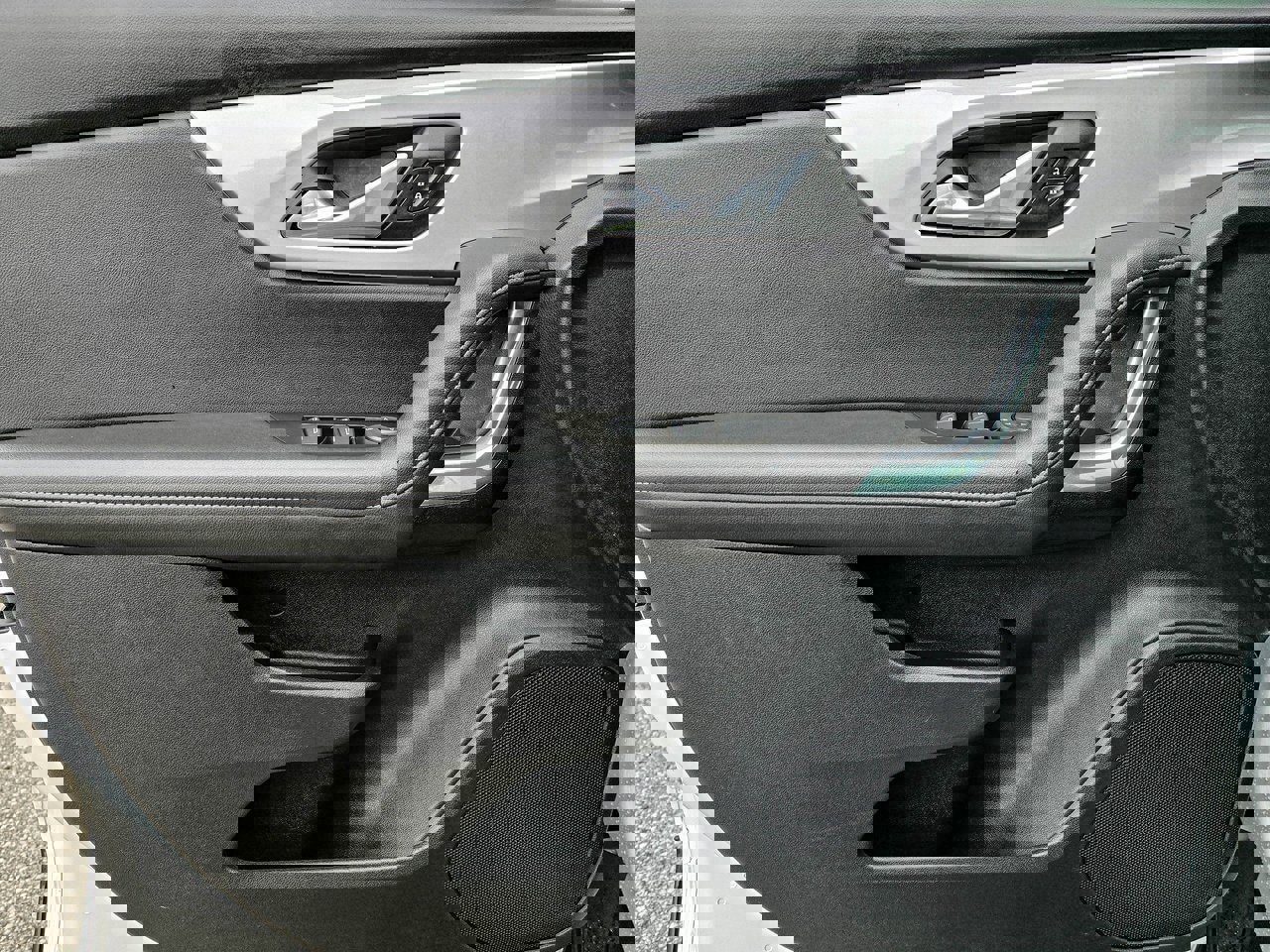 Used 2021 Chevrolet Blazer LT image 11