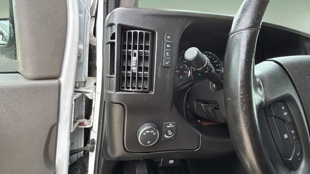 Used 2022 Chevrolet Express 2500 Work Van w/ Driver Convenience Package image 19