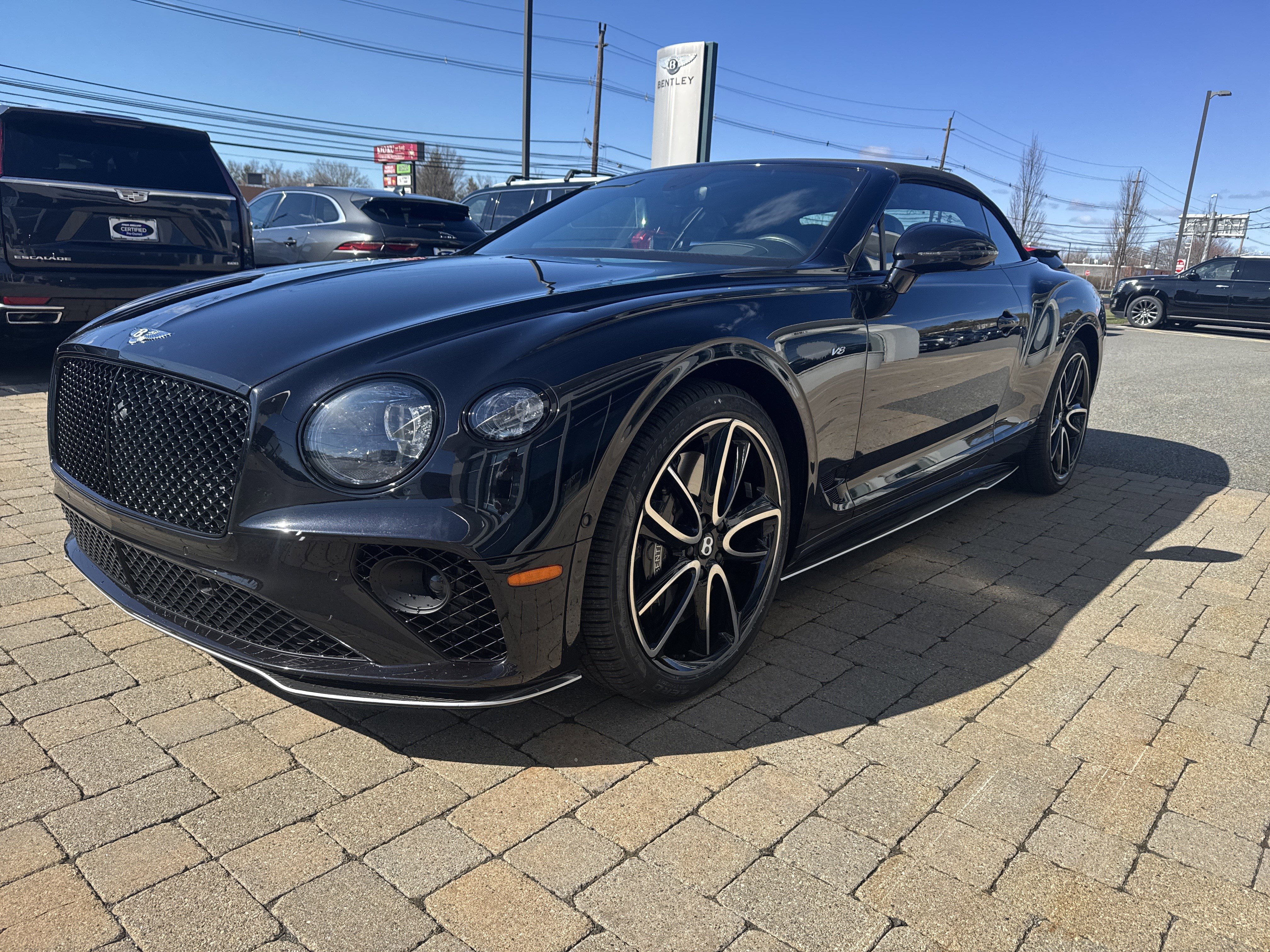 Used 2022 Bentley Continental GT AWD/4WD image 34