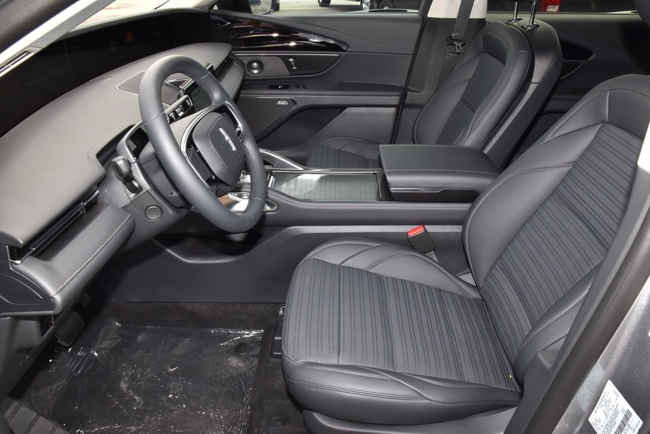 New 2026 Lincoln Nautilus Reserve AWD/4WD image 20