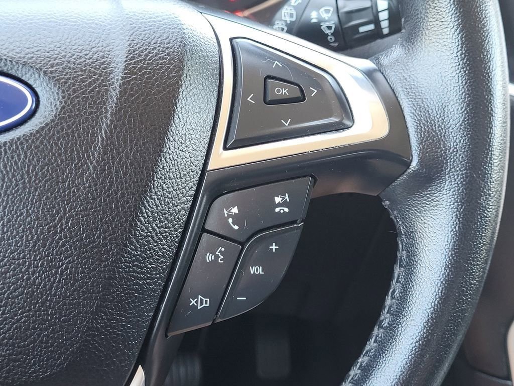 Used 2023 Ford Edge SEL AWD/4WD image 13