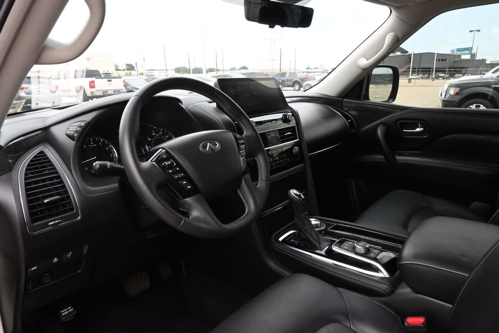 Used 2022 INFINITI QX80 Luxe w/ Cargo Package AWD/4WD image 15