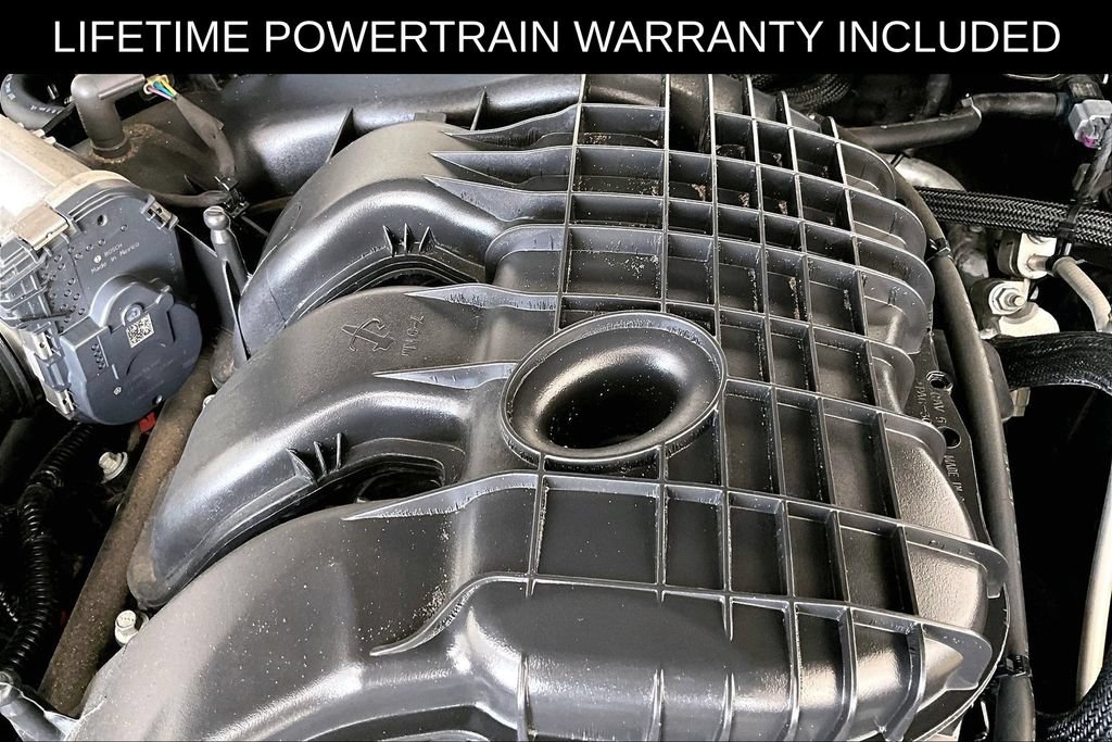 Used 2023 Dodge Challenger SXT w/ Blacktop Package RWD image 42
