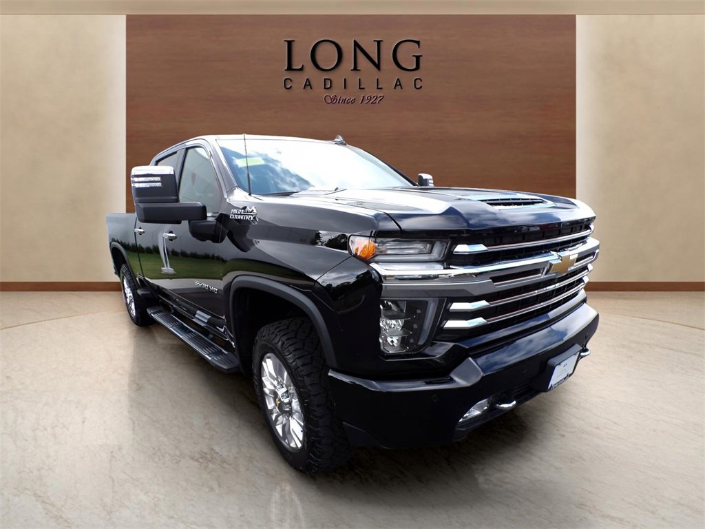 Used 2022 Chevrolet Silverado 3500 High Country w/ Technology Package image 3