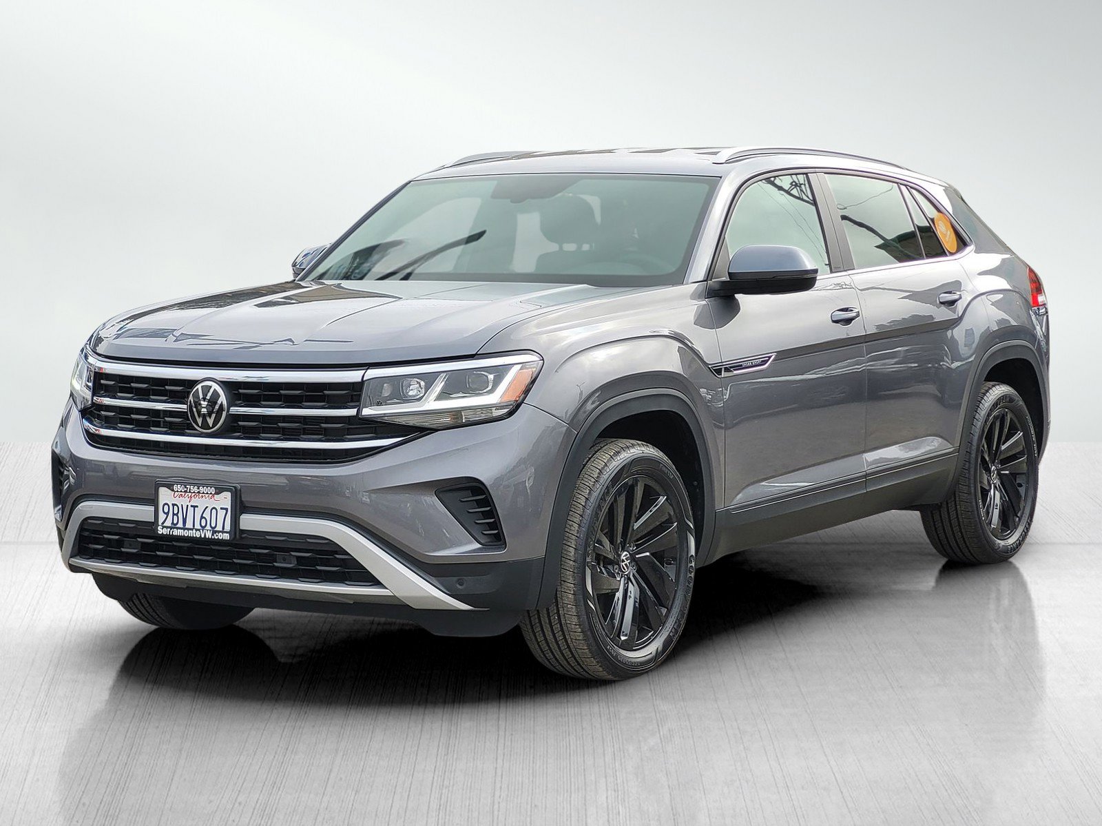 Used 2022 Volkswagen Atlas Cross Sport SE image 8