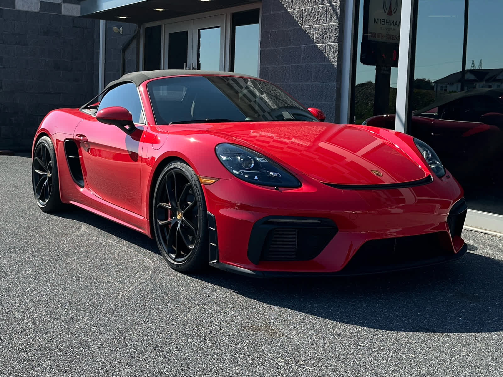 Used 2022 Porsche 718 Boxster Spyder RWD image 1