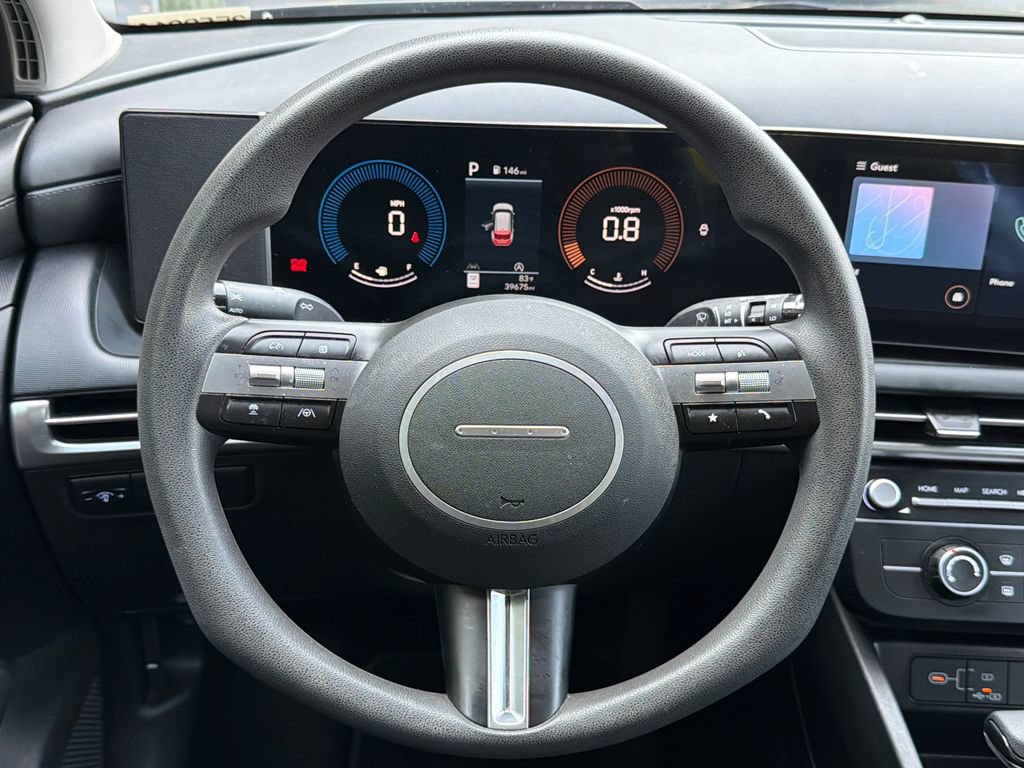 Used 2025 Hyundai Tucson SE FWD image 23
