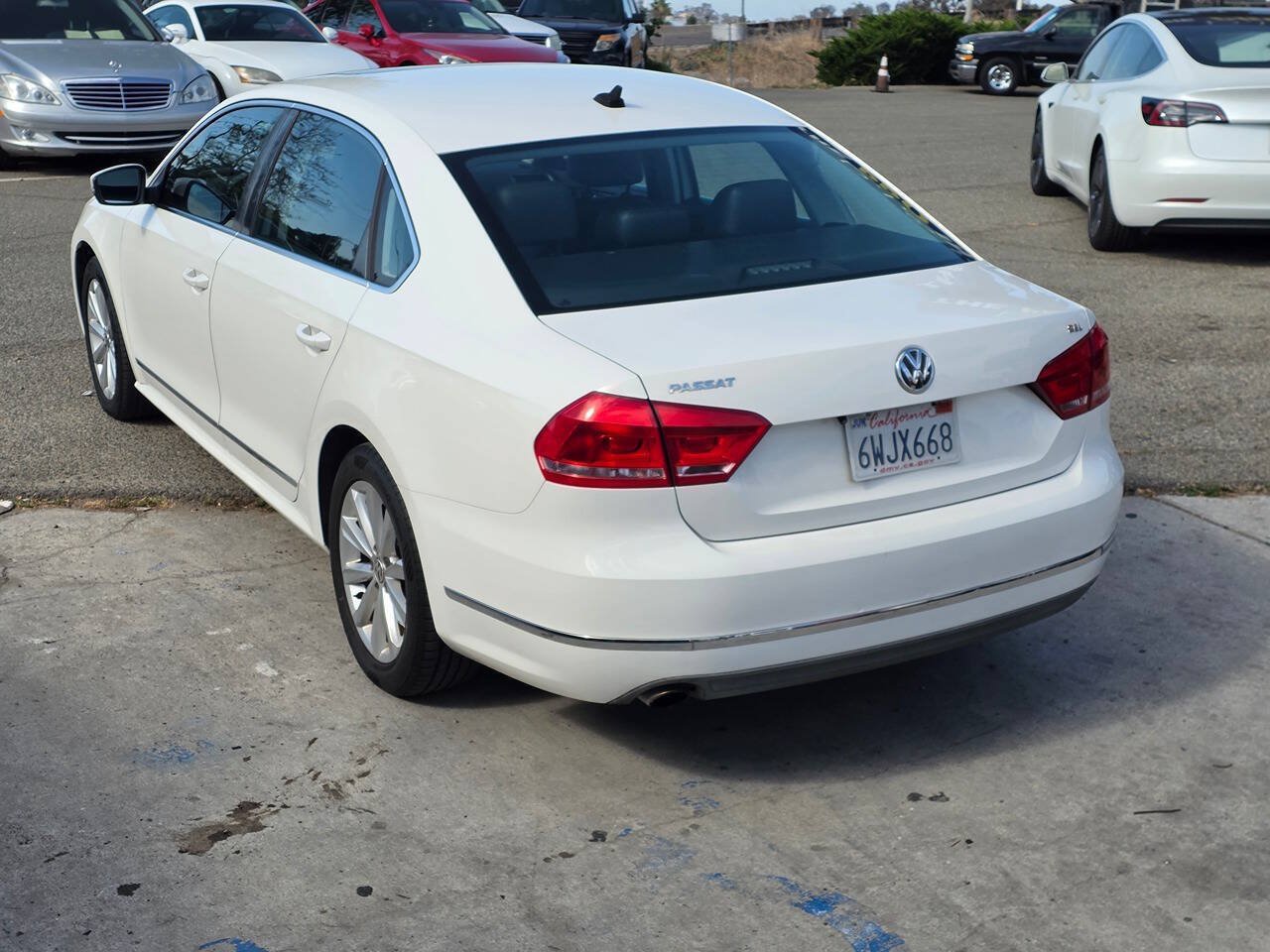 Used 2012 Volkswagen Passat 2.5 SEL Premium FWD image 11