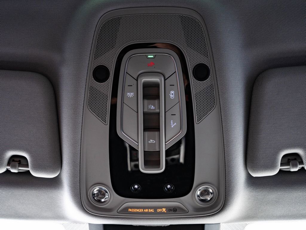 Used 2021 Audi e-tron Premium w/ Convenience Plus Package AWD/4WD image 38