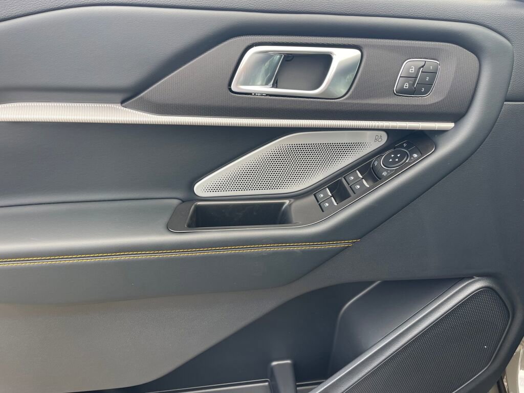 New 2026 Ford Explorer ST image 7