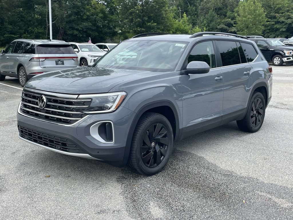 New 2026 Volkswagen Atlas SE FWD image 3