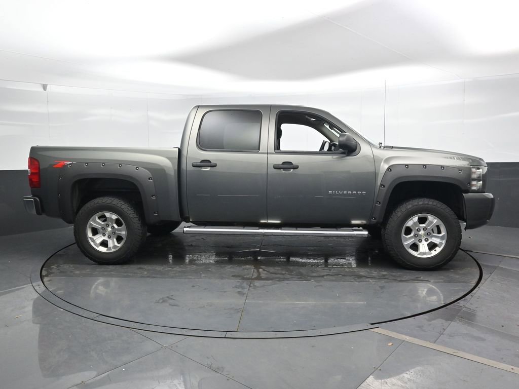 Used 2011 Chevrolet Silverado 1500 LT w/ All-Star Edition image 3
