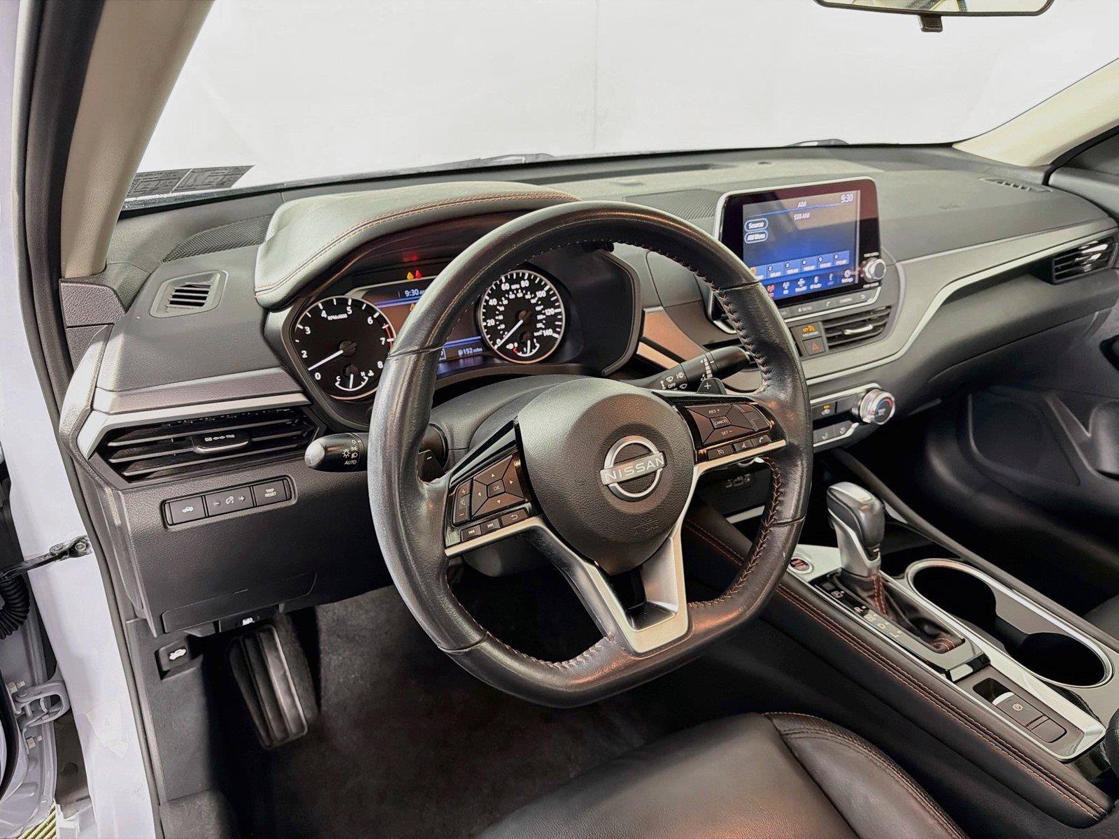 Used 2023 Nissan Altima 2.5 SR AWD/4WD image 16