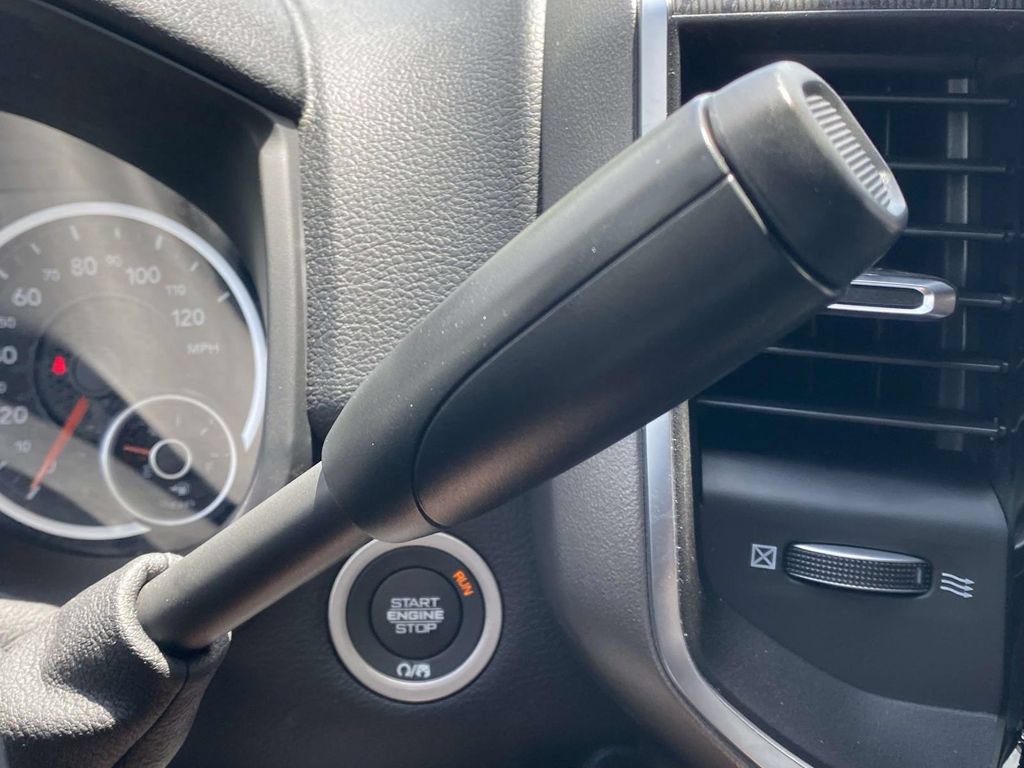 New 2026 RAM 3500 Big Horn AWD/4WD image 25