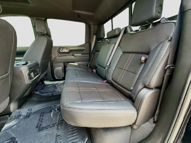 Used 2026 Chevrolet Silverado 1500 High Country w/ Midnight Edition RWD image 21